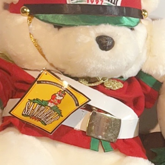 Other - Vintage Christmas bear